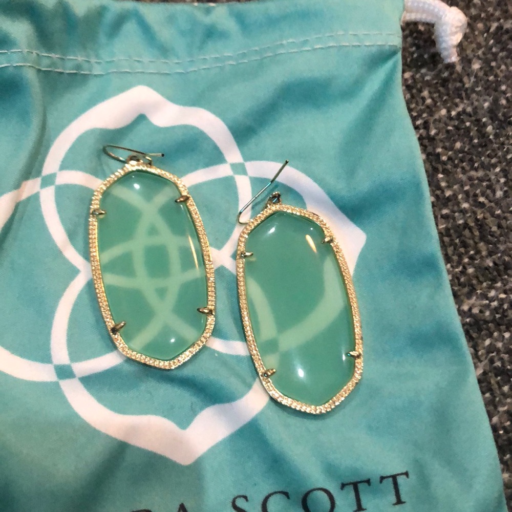 Kendra Scott Danielle Earrings